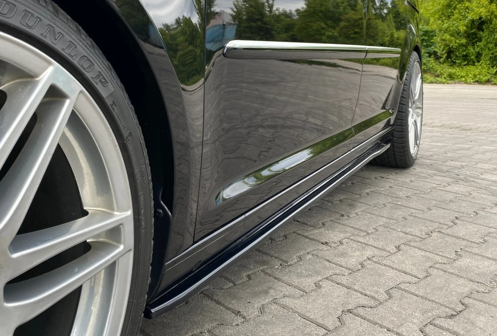 Maxton Design Seitenschweller-Ansätze für VW Caddy Mk4 – Schwarz glänzend