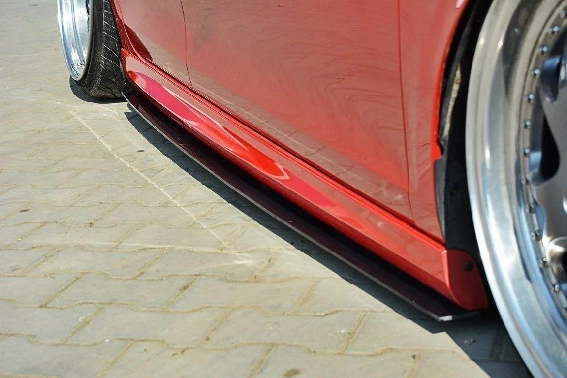 Maxton Seitenschweller-Ansätze für VW Golf 6 GTI 35th R20 – Schwarz glänzend/matt
