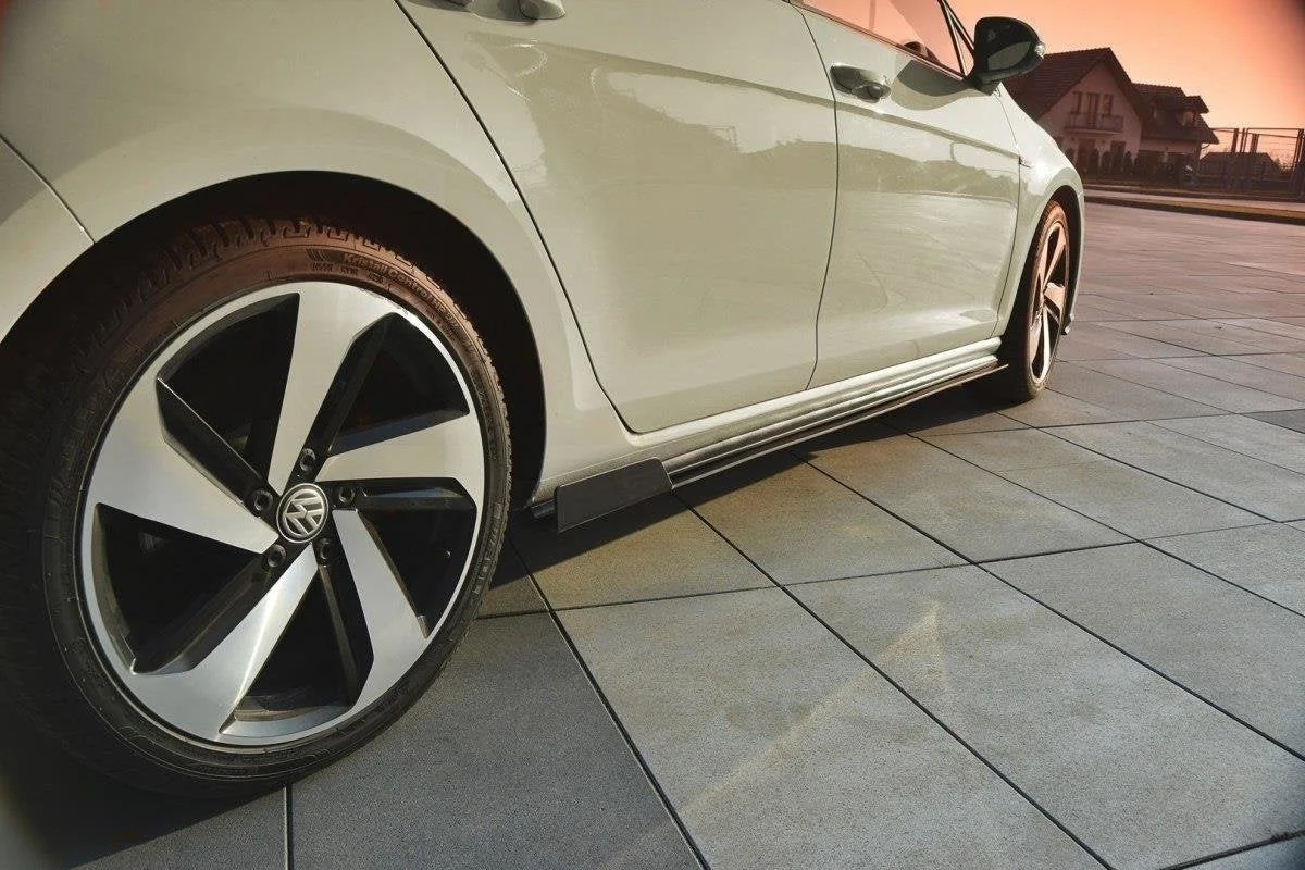 Maxton Design Seitenschweller-Ansätze für VW Golf 7 GTI FL – Schwarz matt