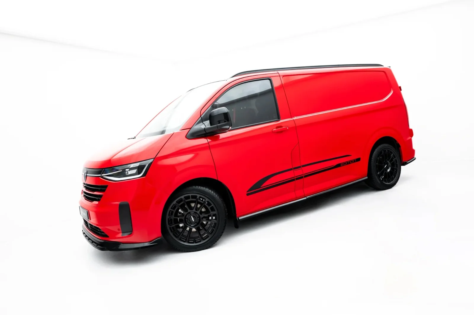Maxton Design Seitenschweller-Ansätze für VW Transporter T7 – Schwarz glänzend
