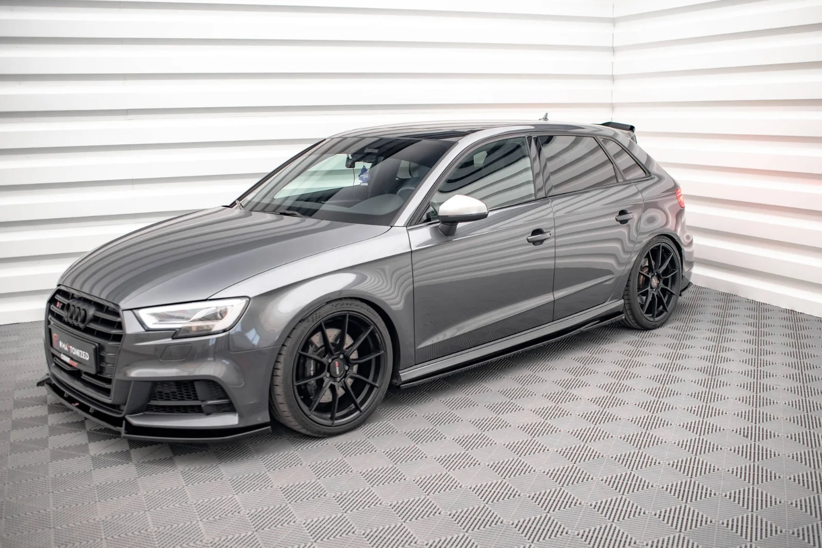 Maxton Design Splitter-Set für Audi S3 8V FL – Schwarz glänzend