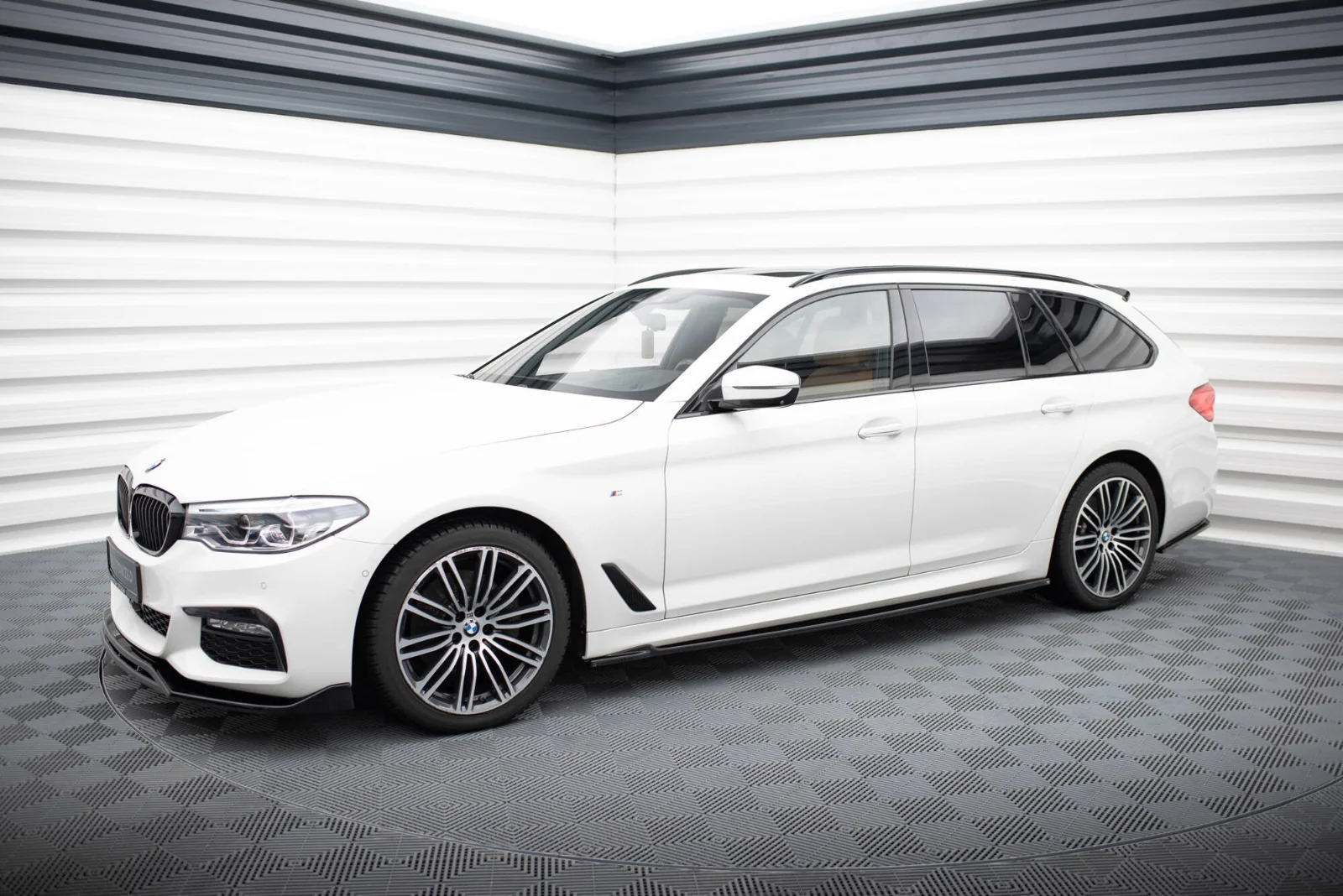 Maxton Design Splitter-Set für BMW 5er M-Paket G31 – Schwarz glänzend