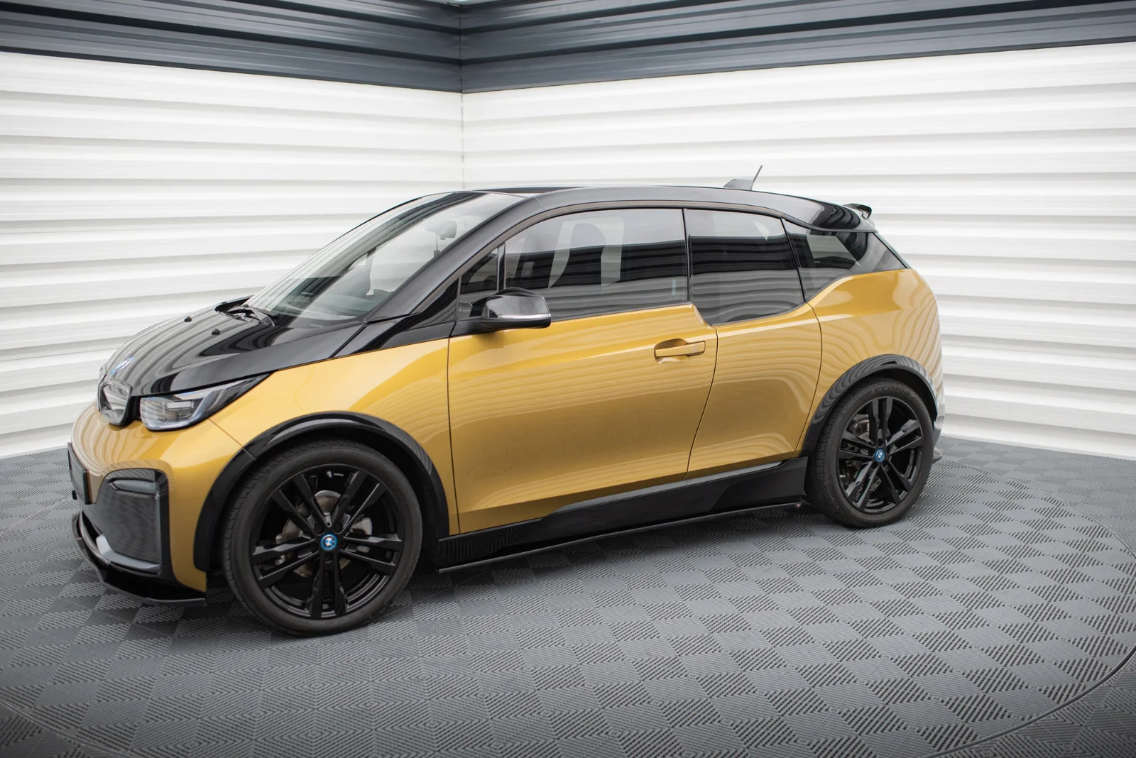 Maxton Design Splitter-Set für BMW i3 S Mk1 FL – Schwarz glänzend