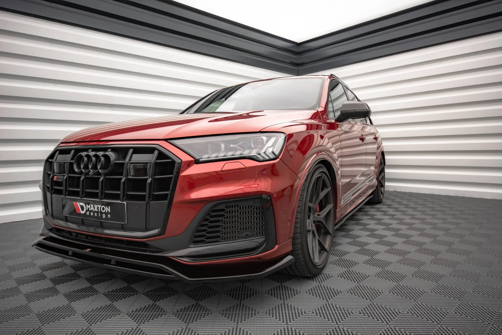 Maxton Design Splitter-Set V.1 für Audi SQ7 Mk2 (4M) FL – Schwarz glänzend