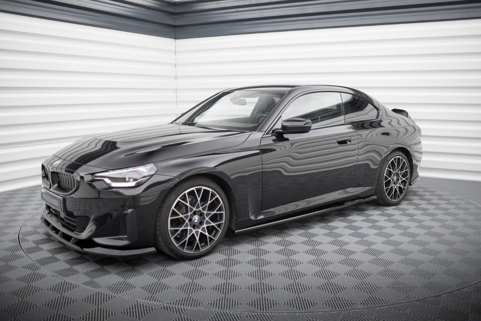 Maxton Design Splitter-Set V.1 für BMW 2er G42 – Schwarz glänzend