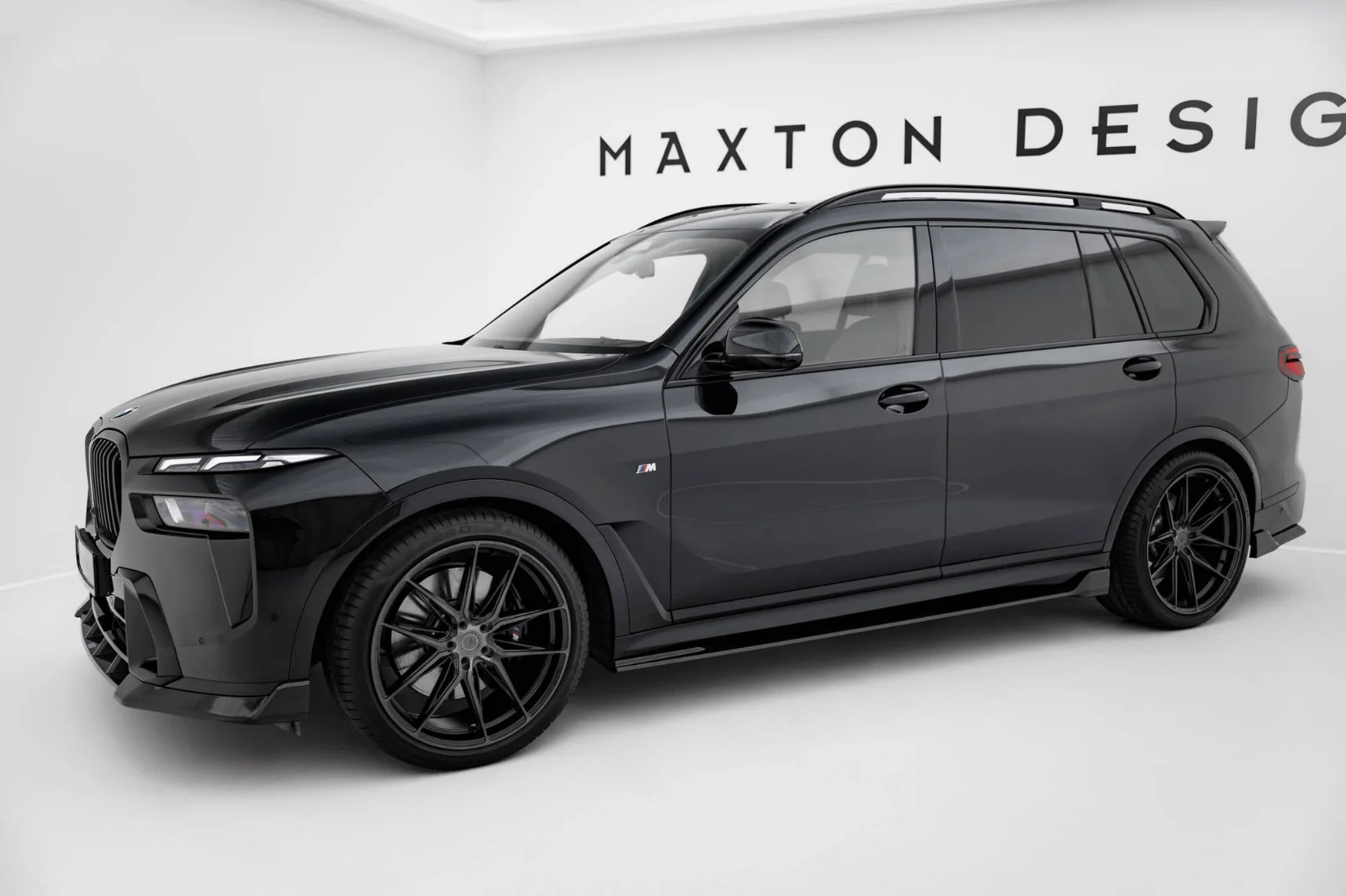 Maxton Design Splitter-Set V.1 für BMW X7 M-Paket G07 FL – Sichtcarbon (Prepreg)
