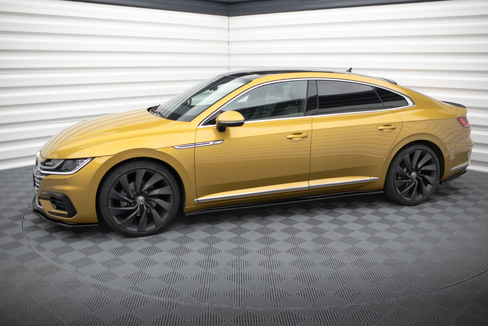 Maxton Design Splitter-Set für VW Arteon R-Line Mk1 – Schwarz glänzend