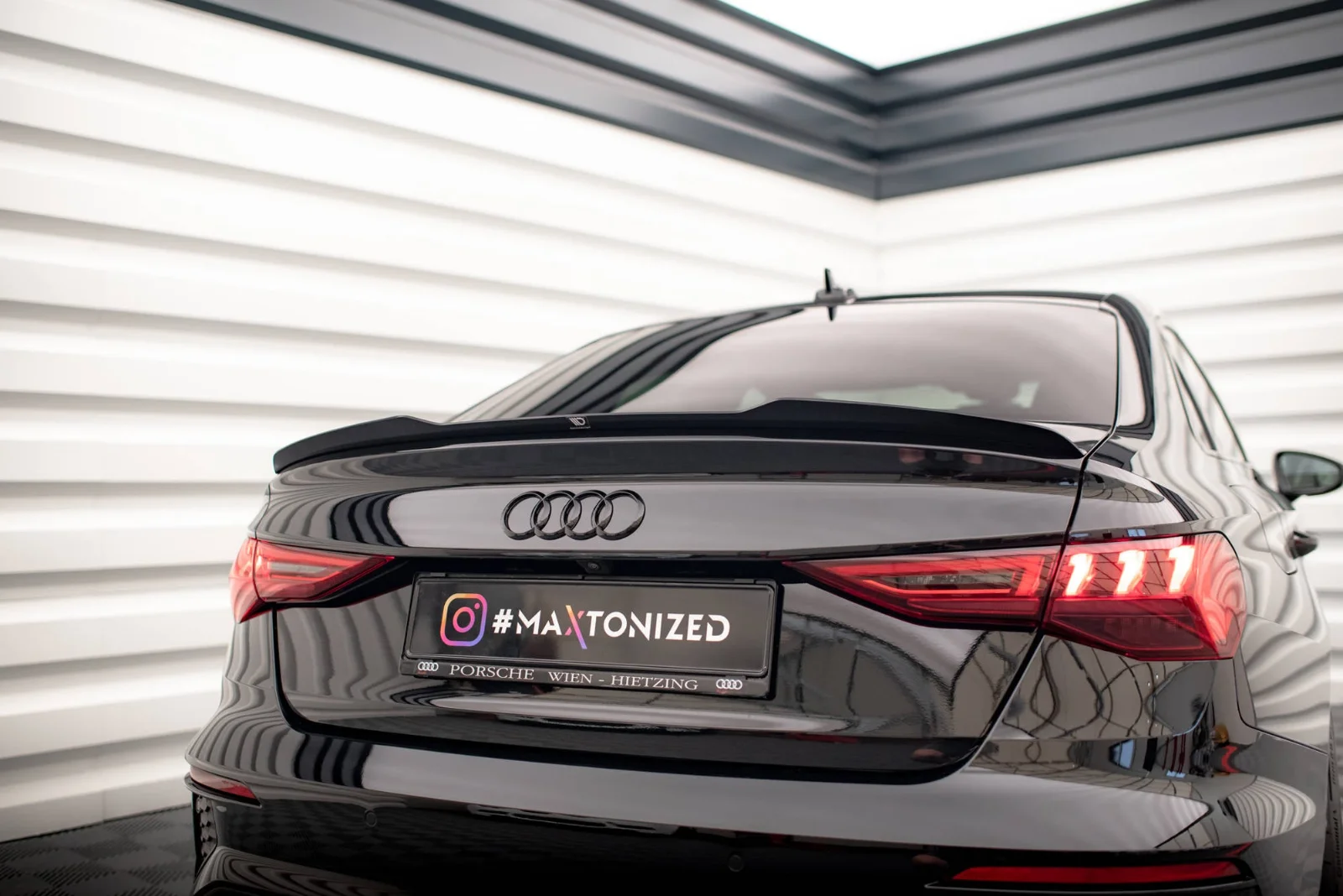 Maxton Design Spoilerlippe für Audi A3 S line S3 RS3 8Y FL – Schwarz glänzend – AU-A3-8Y-SLINE-S-CAP1G