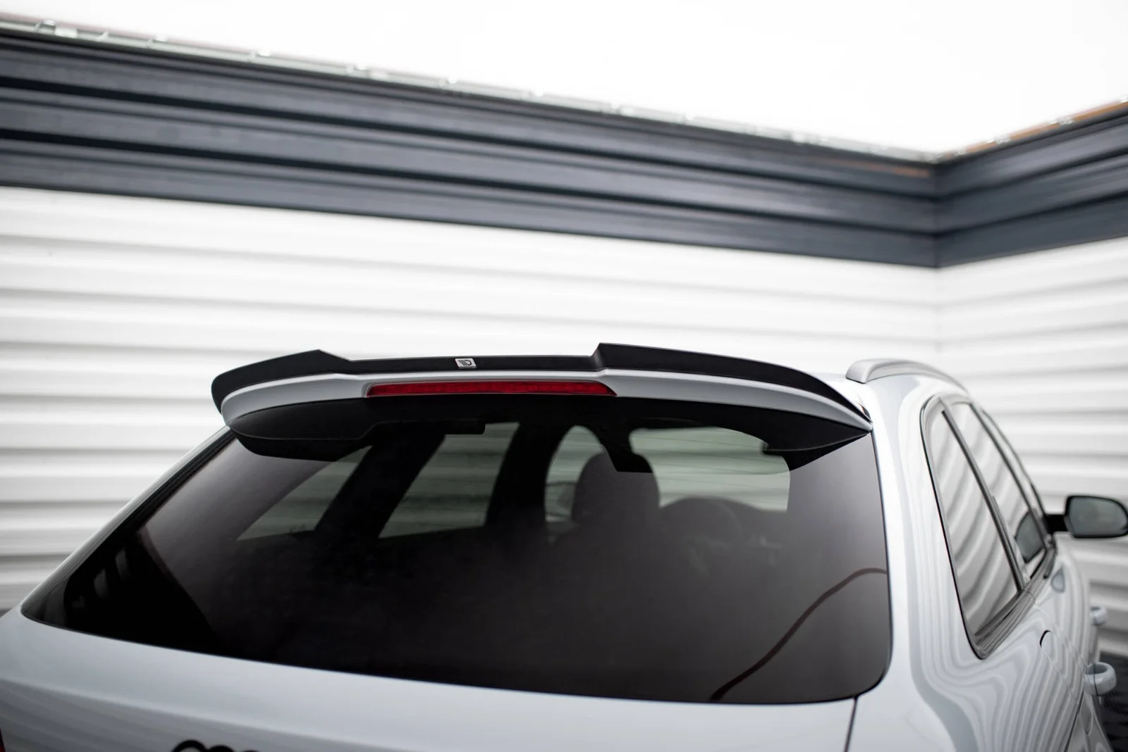 Maxton Design Spoilerlippe für Audi A4 Competition B8 FL – Schwarz glänzend