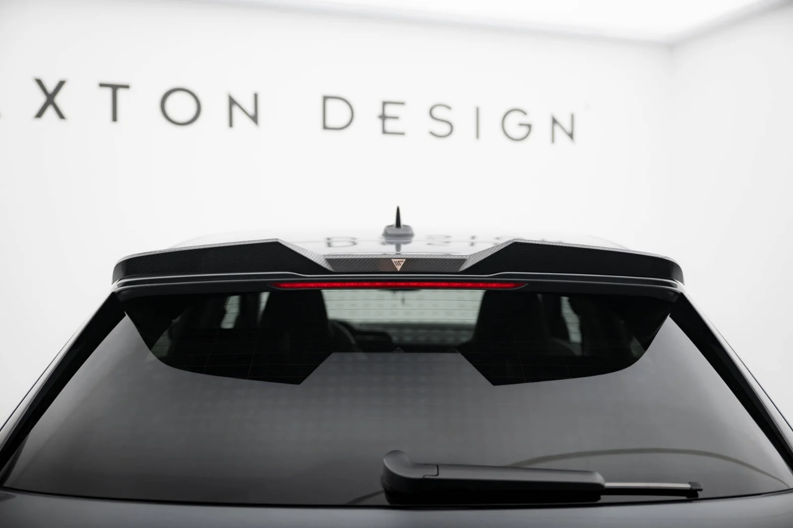 Maxton Design Spoilerlippe für Audi RS3 S3 A3 S line 8Y FL – Sichtcarbon (Prepreg) – CF-AU-RS3-8Y-SB-H1-245-P