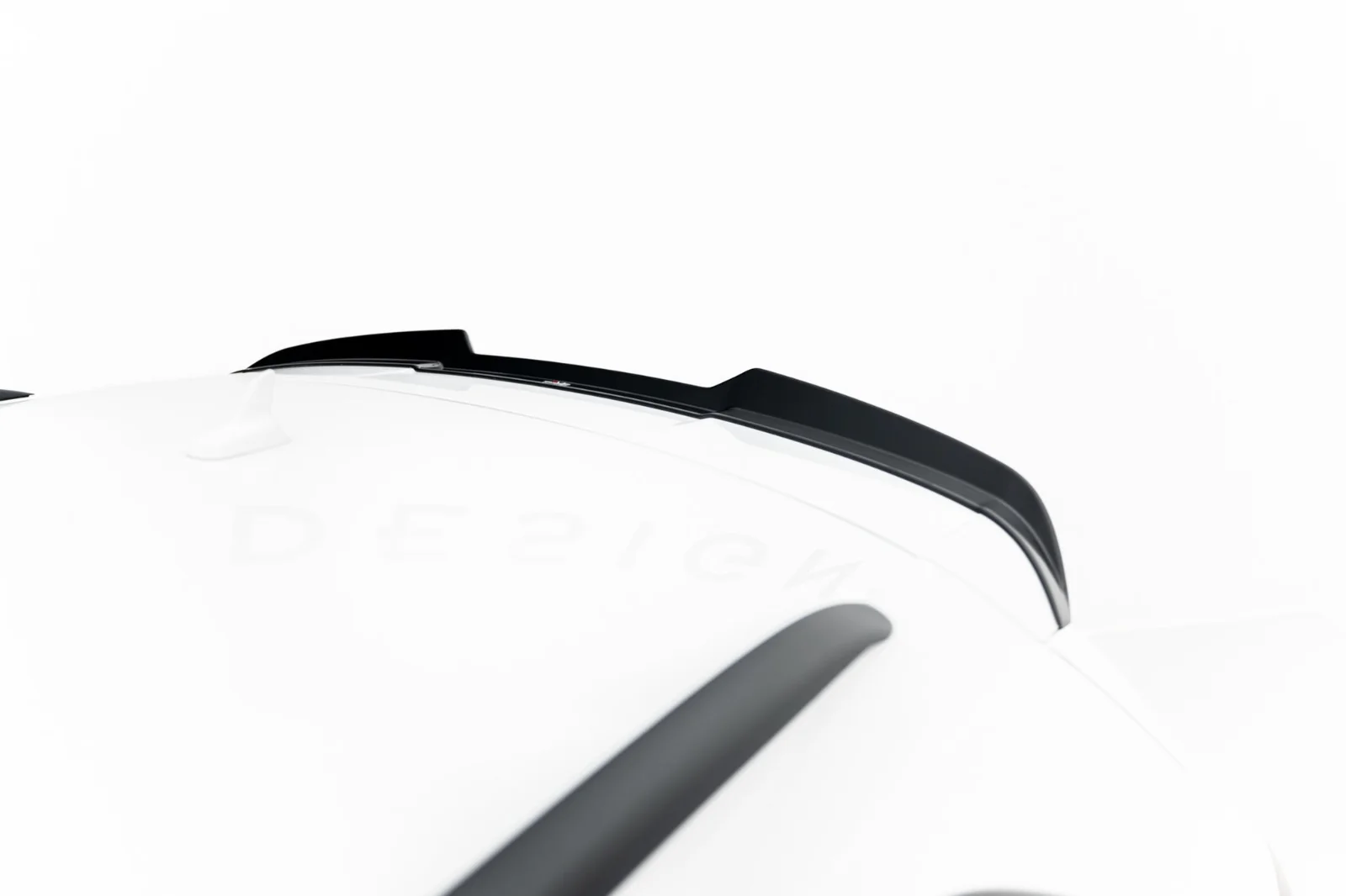 Maxton Design Spoilerlippe für Audi SQ5 Q5 S line Mk1 (8R) – Schwarz glänzend