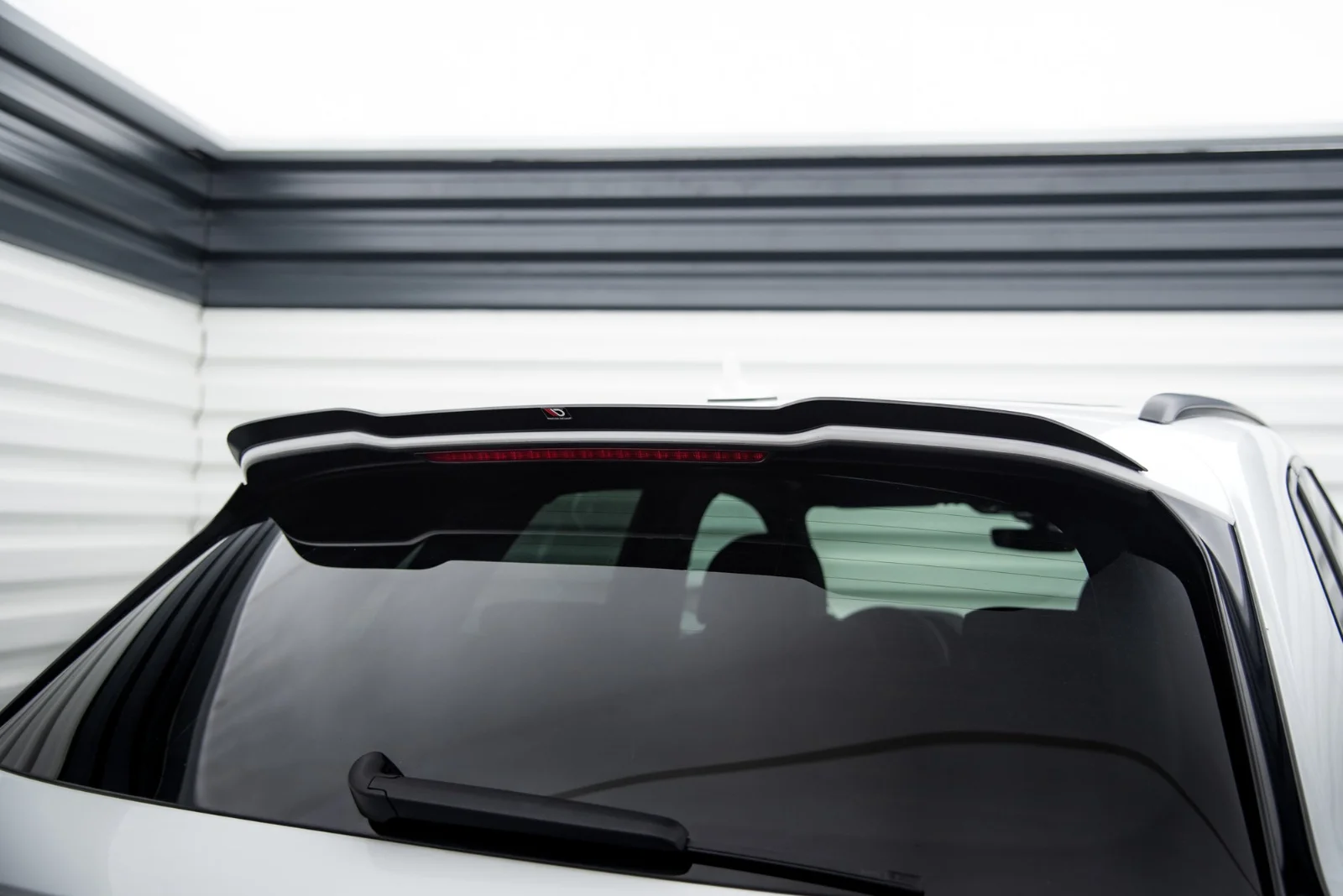 Maxton Design Spoilerlippe für Audi SQ5 Q5 S line Mk2 – Schwarz glänzend