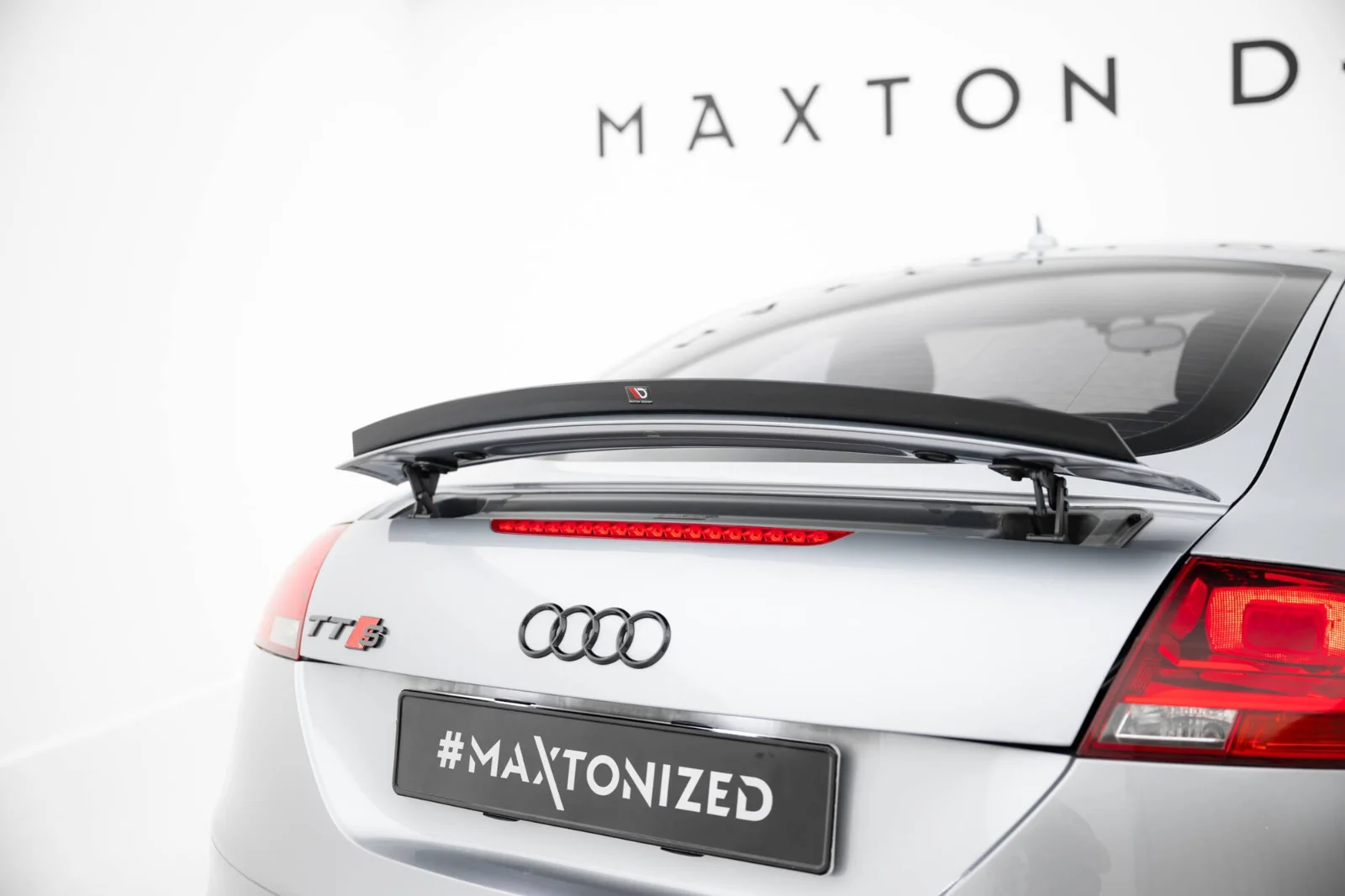 Maxton Design Spoilerlippe für Audi TT 8J – Schwarz glänzend – AU-TT-2-SLINE-CAP1G – AU-TT-2-SLINE-CAP1G
