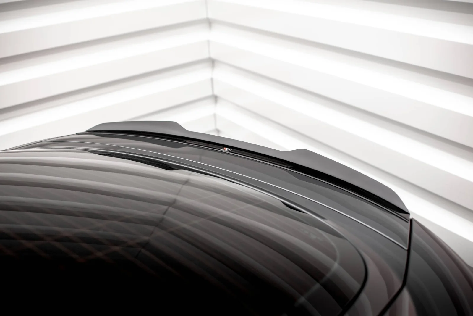 Maxton Design Spoilerlippe für Audi TT S line 8S FL – Schwarz glänzend