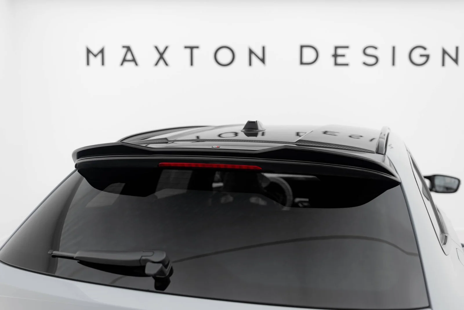 Maxton Design Spoilerlippe für BMW 3er Standard M340 G21 G81 – Schwarz glänzend – BM-M3-G81-CAP1G