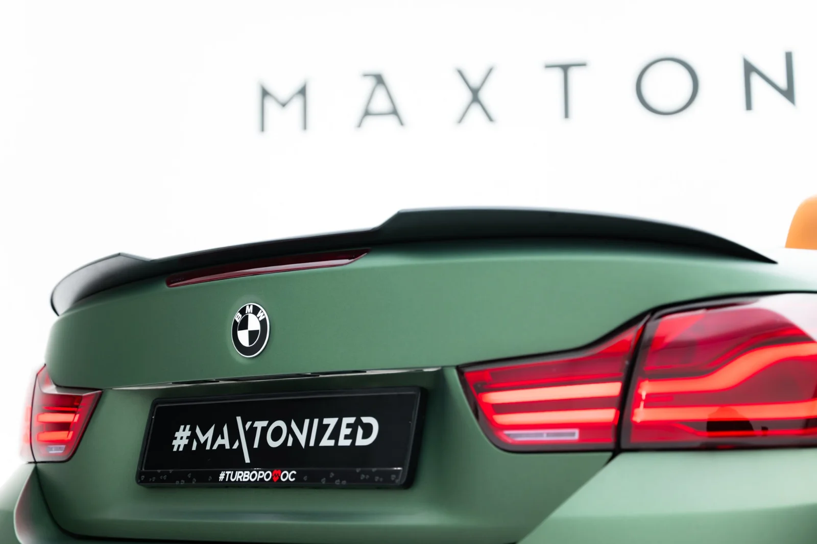 Maxton Design Spoilerlippe für BMW 4er F33 – Schwarz glänzend