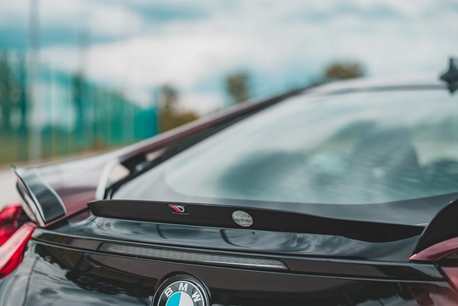 Maxton Design Spoilerlippe für BMW i8 – Schwarz glänzend – BM-I8-1-CAP1G – BM-I8-1-CAP1G