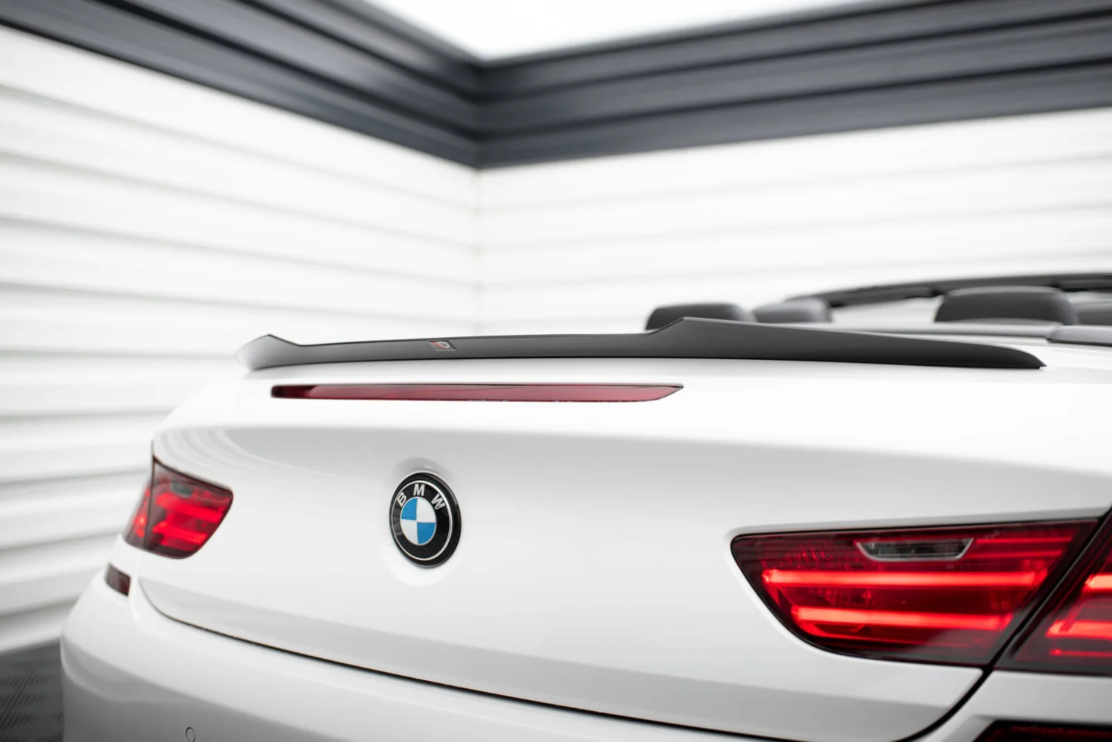 Maxton Spoilerlippe für BMW M6 6 M-Paket Cabriolet F12 – Schwarz glänzend