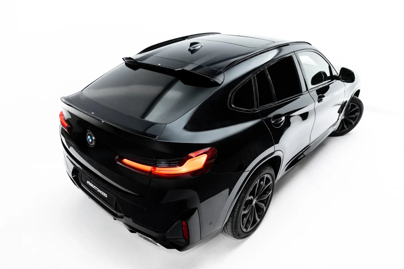 Maxton Design Spoilerlippe für BMW X4 M-Paket G02 M F98 FL – Schwarz glänzend – BM-X4-02F-MPACK-CAP1G