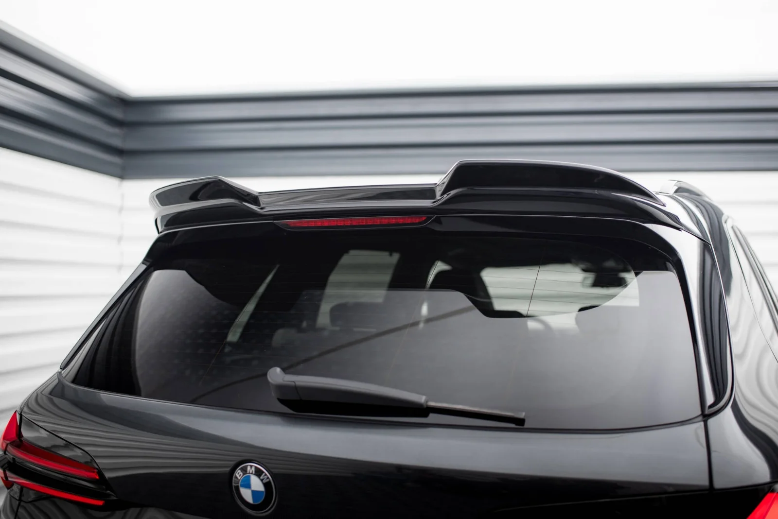 Maxton Design Spoilerlippe für BMW X5 M F95 FL – Schwarz glänzend