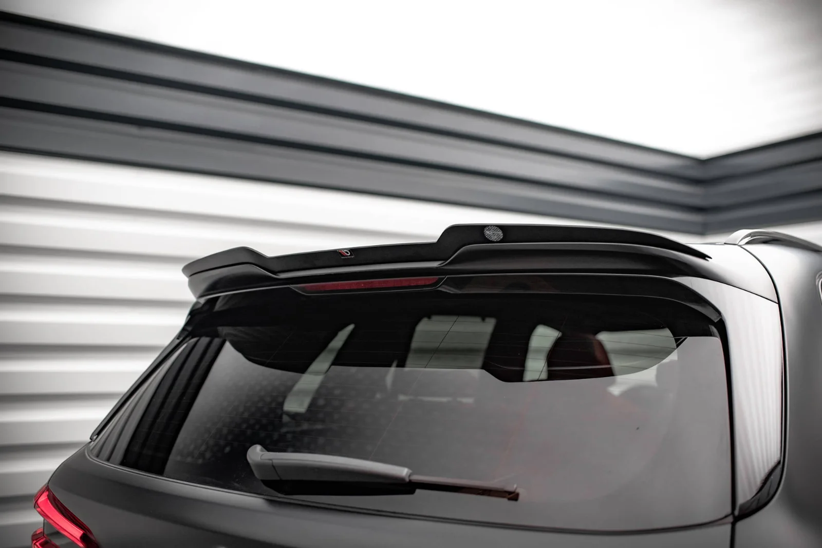 Maxton Design Spoilerlippe für BMW X5M F95 FL – Schwarz glänzend