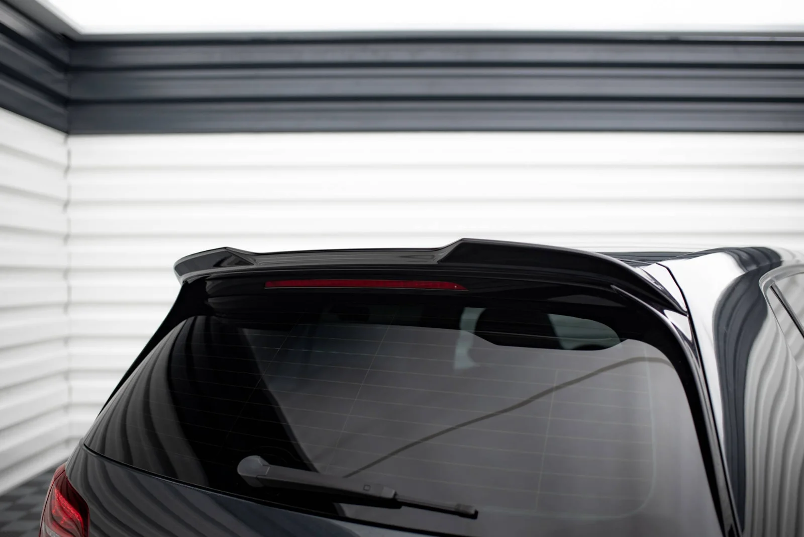 Maxton Spoilerlippe für VW Golf 7 R R-Line GTI GTD Mk7 FL – Schwarz glänzend
