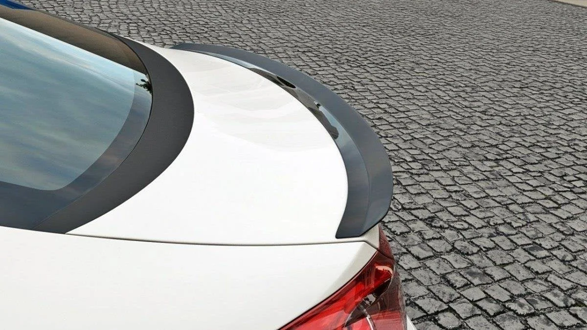 Maxton Design Spoilerlippe für VW Passat CC R36 RLINE – Schwarz glänzend