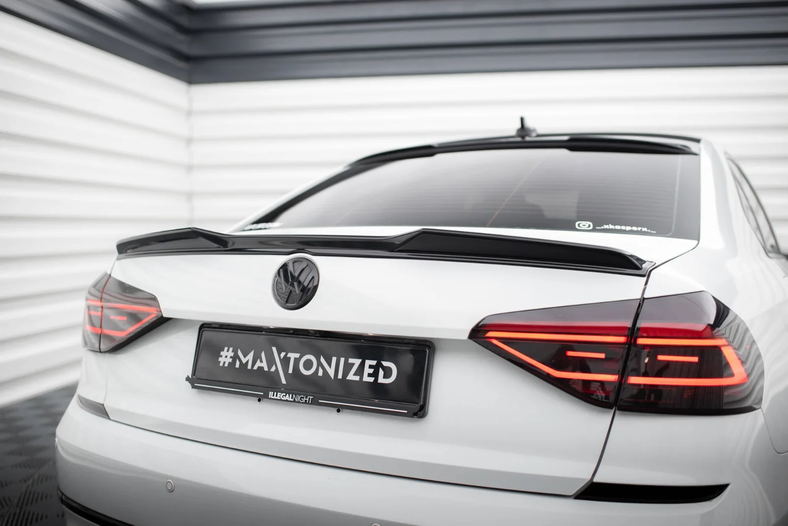Maxton Design Spoilerlippe für VW Passat GT B8 FL USA – Schwarz glänzend