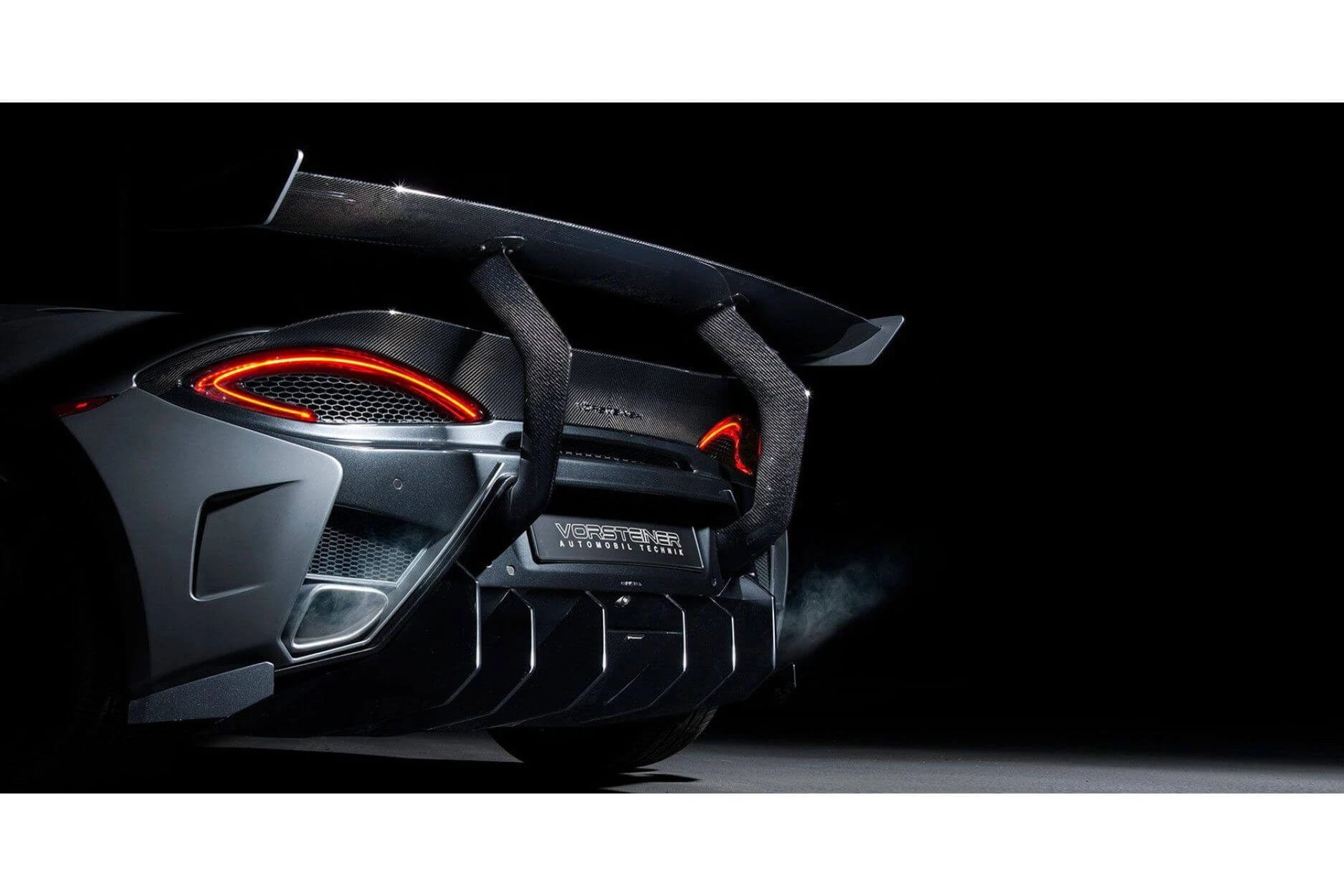 Vorsteiner Heckflügel 570-VX Aero Carbon mit Carbon-Stützen für McLaren 570S