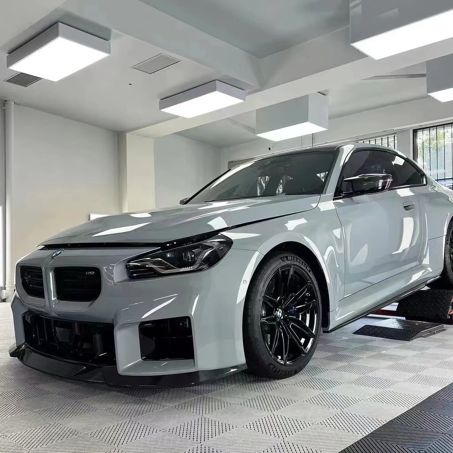 BMW M2 G87 Frontlippe V2 – Max Carbon2